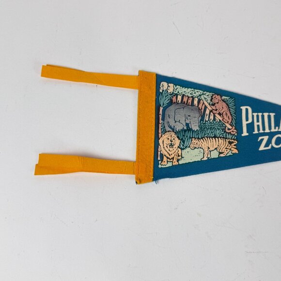 Philadelphia Zoo 1970's Vintage Mini Souvenir Pennant 11.5" Felt Wall Art Decor - Picture 2 of 7